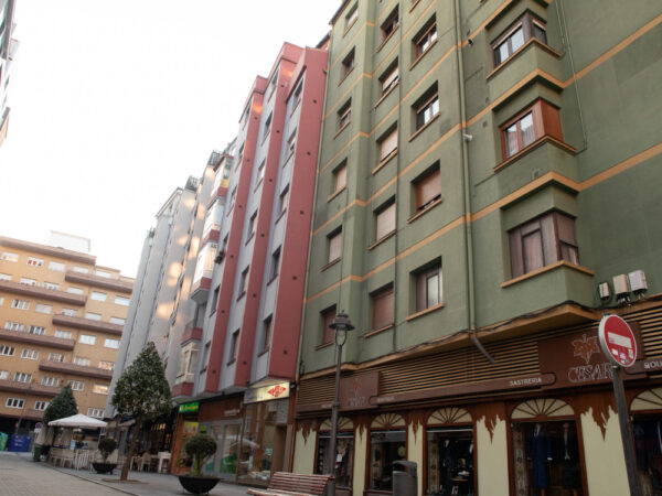 Calle José Cueto y su Entorno