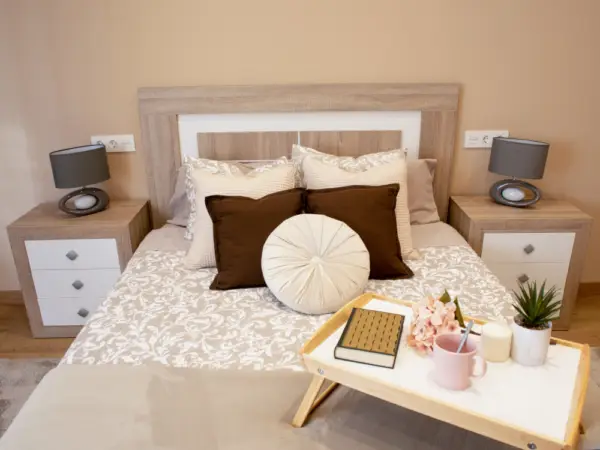 Habitación Principal: Espaciosa y Acogedora
